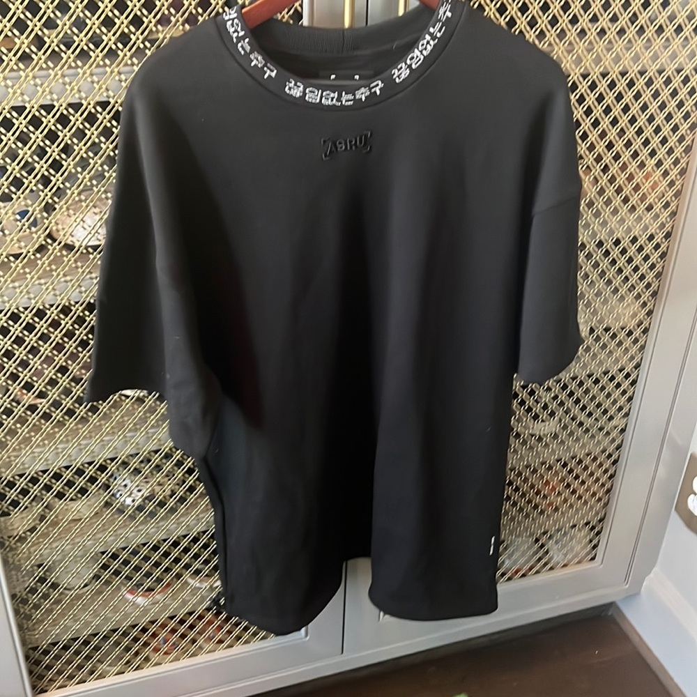 ASRV Heavyweight Tee in excellent condition. Cinch feature on bottom. Sold out
